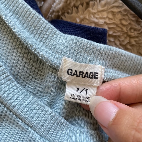 Blue garage tee - Picture 3 of 3